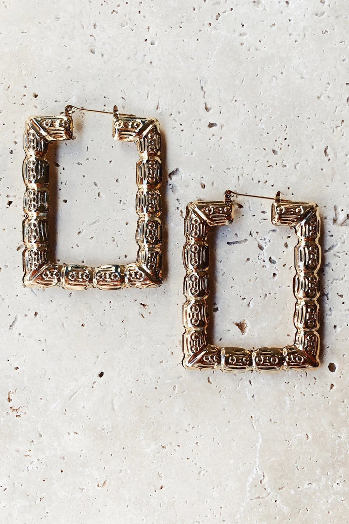 Alamour The Label Lais Textured Gold Earrings 1 Alamour The Label Lais Textured Gold Earrings