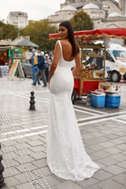 Alamour Made-To-Order Bridal Gowns Alev Gown