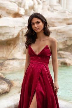 Alamour The Label Terina - Wine Red