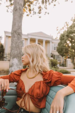 Alamour The Label TOPS Rafael Crop