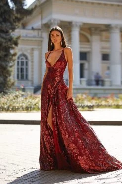 Alamour Made-To-Order Amany - Burgundy PROM & FORMAL