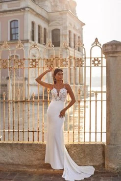 Alamour Made-To-Order Kamelya Gown Bridal Gowns 2 Alamour Made-To-Order Kamelya Gown Bridal Gowns