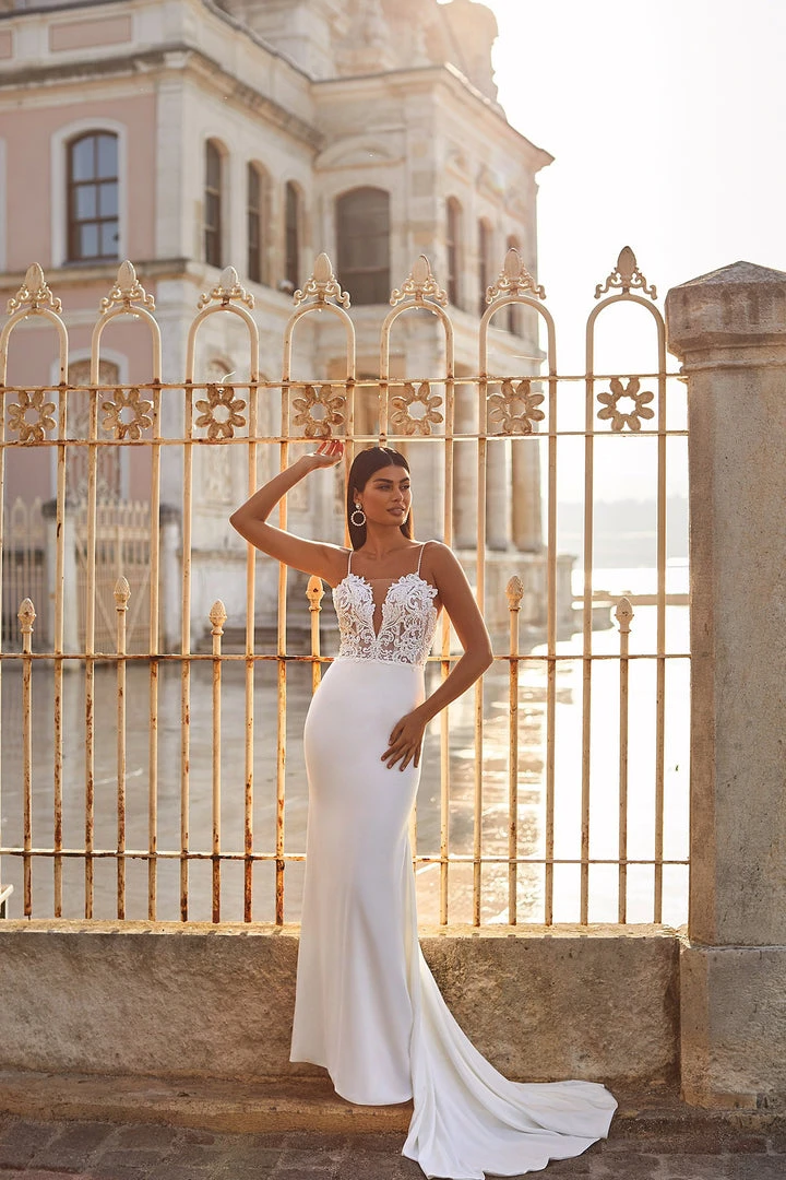 Alamour Made-To-Order Kamelya Gown Bridal Gowns Alamour Made-To-Order Kamelya Gown Bridal Gowns