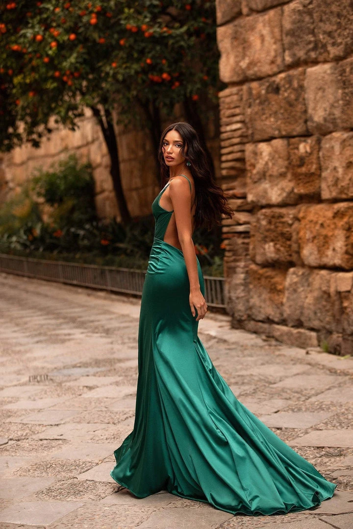 Alamour Made-To-Order Made-To-Order Gowns Felicita Satin Gown - Emerald 4 Alamour Made-To-Order Made-To-Order Gowns Felicita Satin Gown - Emerald