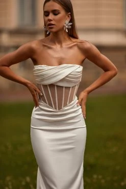 Alamour The Label Yvonne Dress NEW ARRIVALS