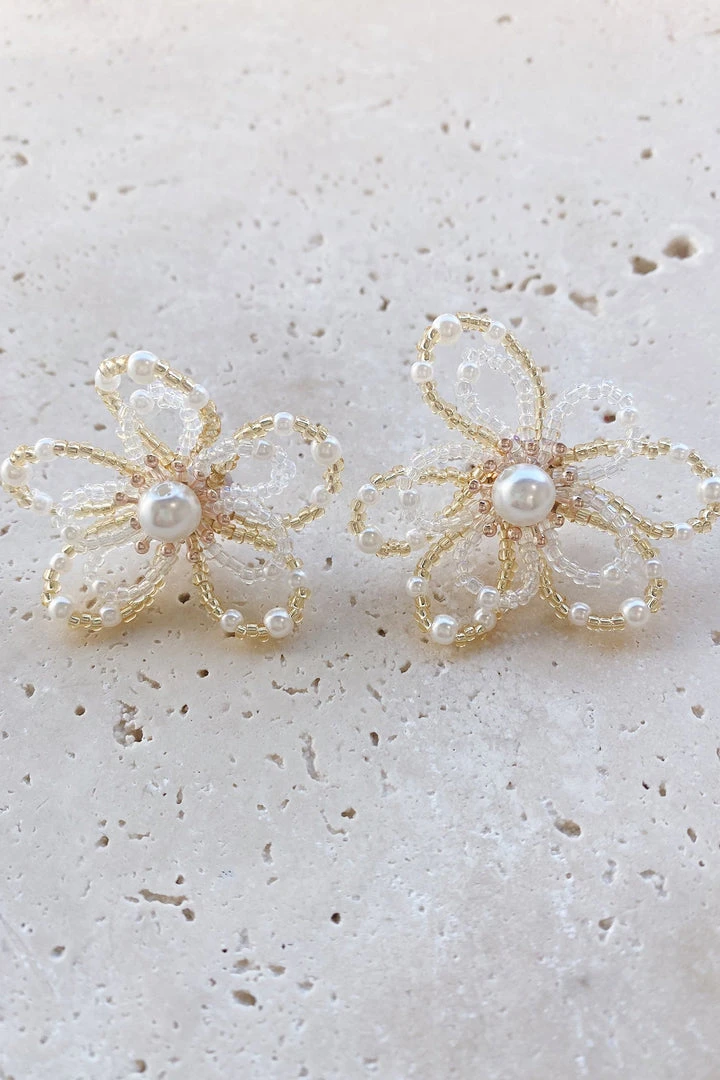 Alamour The Label Earrings Amour Flower Pearl Studs Alamour The Label Earrings Amour Flower Pearl Studs