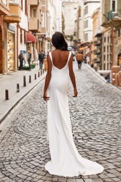 Alamour Made-To-Order Sevyn Gown
