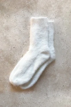 Alamour The Label Fluffy Socks - White To Lounge At Home