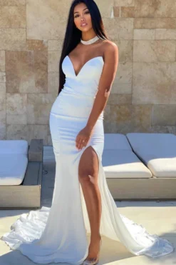 Alamour The Label Mabelle - White Fitted Gowns