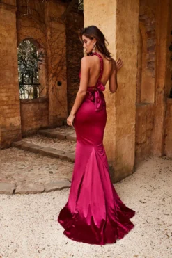 Alamour The Label Lena - Plum Fitted Gowns